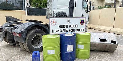 Litrelerce sıvı uyuşturucu böyle ele geçirildi