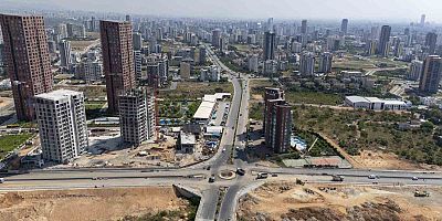 Mersin’de yol çalışmaları sürüyor