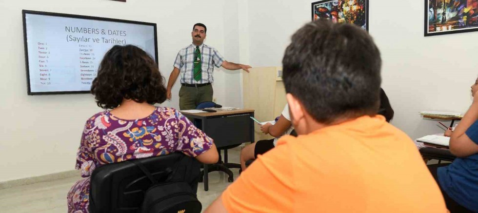 Yenişehir Belediyesi’nin İngilizce kursu başladı